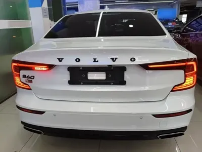 Volvo S60 2022, 49600 км, за 136300 CNY - фото 6