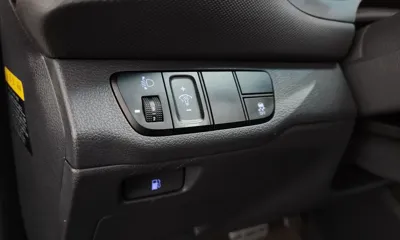 Hyundai Ioniq 2017, 153516 км, за 8700000 KRW - фото 20