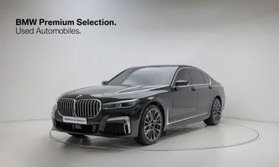 BMW 7-Series · 2022 год