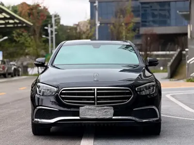 Mercedes-Benz E-Class 2023, 100000 км, за 228000 CNY