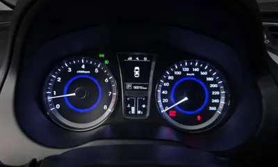 Hyundai Grandeur 2015, 90916 км, за 7500000 KRW - фото 8