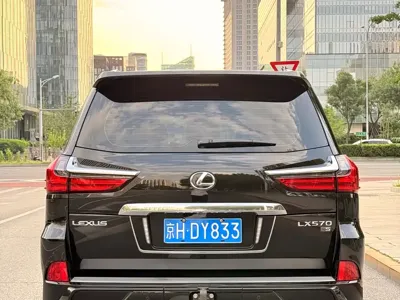 Lexus LX 2018, 56000 км, за 1158000 CNY - фото 5