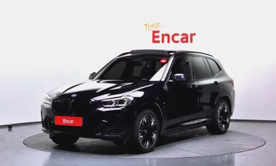 BMW iX3 · 2024 год