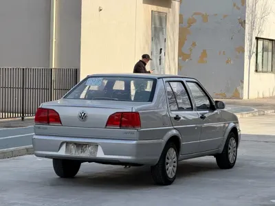 Volkswagen Jetta 2012, 23000 км, за 36800 CNY - фото 11
