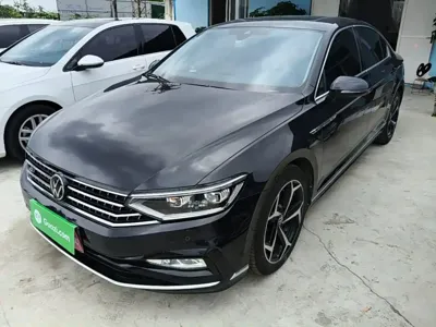 Volkswagen Magotan · 2023 год