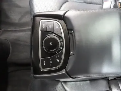 Hyundai Grandeur 2015, 210159 км, за 3500000 KRW - фото 15