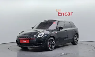 MINI Clubman · 2023 год