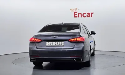 Hyundai Genesis 2015, 186135 км, за 7790000 KRW