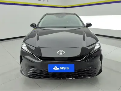 Toyota Camry 2024, 34000 км, за 129800 CNY