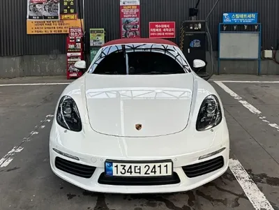 Porsche 718 · 2018 год