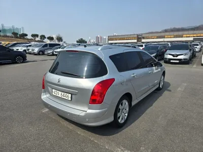 Peugeot 308 2014, 160000 км, за 2900000 KRW - фото 3