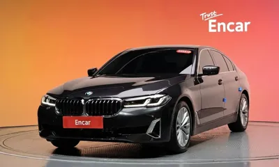 BMW 5-Series · 2022 год