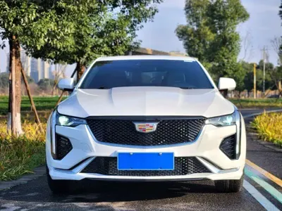 Cadillac CT4 · 2022 год