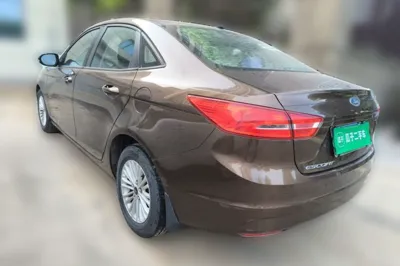 Ford Escort 2017, 62900 км, за 27830.89 CNY