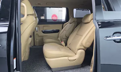 Kia Canival 2017, 173482 км, за 8900000 KRW - фото 11