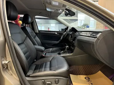 Volkswagen Passat 2017, 125000 км, за 59800 CNY - фото 7