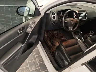 Volkswagen Tiguan 2019, 110300 км, за 58200 CNY - фото 16