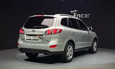 Hyundai Santafe 2011, 192775 км, за 4500000 KRW