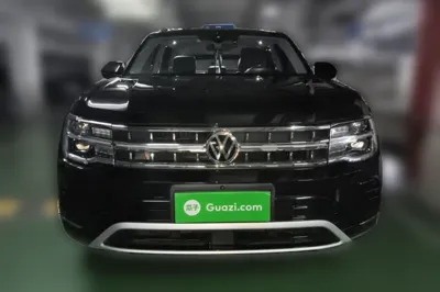 Volkswagen Teramont 2023, 52600 км, за 190409.68 CNY