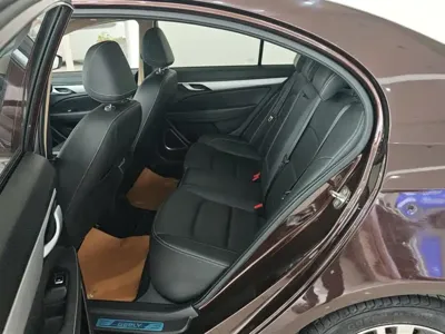 Geely Emgrand 2018, 48700 км, за 29700 CNY - фото 11