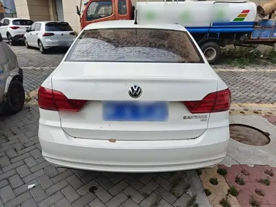 Volkswagen Santana 2017, 74600 км, за 22799 CNY - фото 6