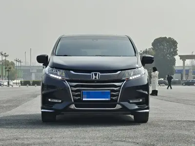 Honda Odyssey 2019, 76000 км, за 125800 CNY