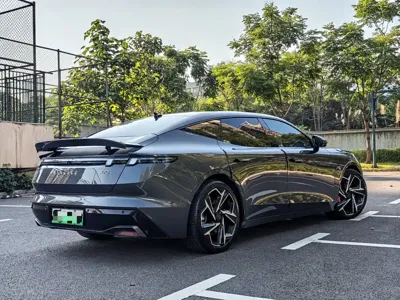 Lynk & Co Z10 2025, 18000 км, за 149800 CNY