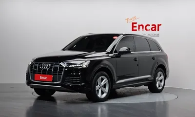 Audi Q7 · 2022 год
