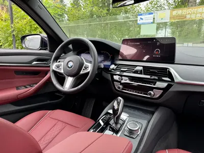 BMW 5 Series 2022, 75000 км, за 209800 CNY - фото 6