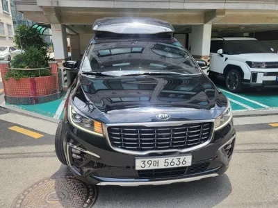 Kia Canival · 2019 год