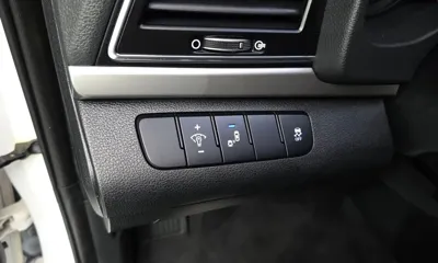 Hyundai Avante 2018, 133218 км, за 8500000 KRW - фото 28