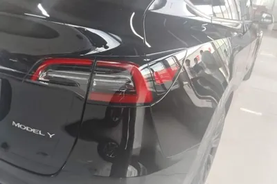 Tesla Model Y 2021, 60400 км, за 172077 CNY - фото 10