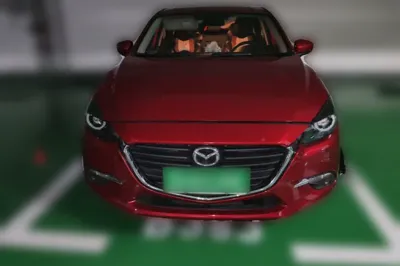 Mazda Mazda 3 Axela 2017, 71000 км, за 44960.29 CNY