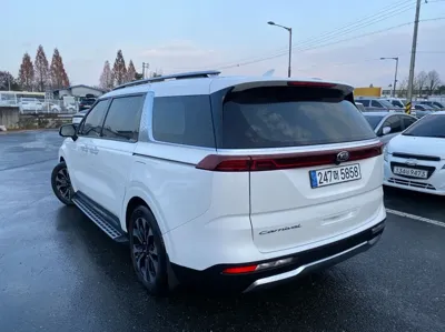 Kia Canival 2021, 102142 км, за 25300000 KRW