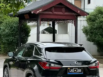 Lexus RX 2018, 148000 км, за 198800 CNY