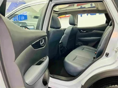 Nissan Qashqai 2024, 12300 км, за 99800 CNY - фото 23