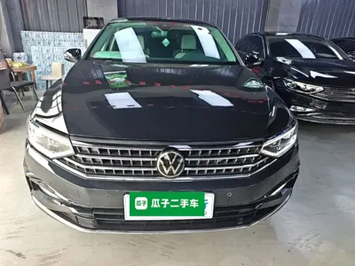Volkswagen Magotan 2024, 25000 км, за 129400 CNY