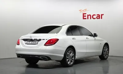 Mercedes-Benz C-Class 2018, 82914 км, за 18700000 KRW - фото 2