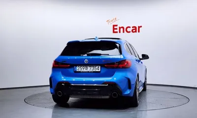 BMW 1-Series 2022, 32616 км, за 32900000 KRW