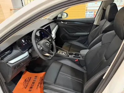 Skoda Octavia 2023, 34000 км, за 129000 CNY - фото 9