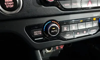 Kia Niro 2017, 255773 км, за 6300000 KRW - фото 17