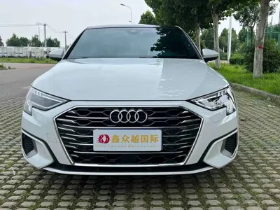 Audi A3 2022, 58000 км, за 119800 CNY