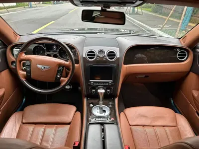 Bentley Flying Spur 2012, 66000 км, за 350000 CNY - фото 11