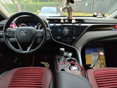 Toyota Camry 2019, 57200 км, за 89561.06 CNY - фото 10
