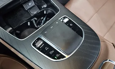 Mercedes-Benz E-Class 2023, 75001 км, за 38900000 KRW - фото 30