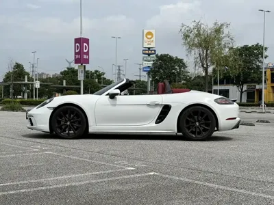 Porsche 718 2022, 15600 км, за 438000 CNY - фото 6