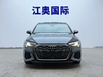 Audi A3 2022, 33000 км, за 153800 CNY