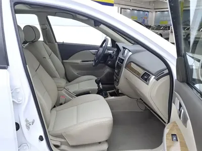 Buick Excelle 2016, 106600 км, за 14500 CNY - фото 8