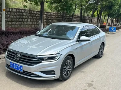 Volkswagen Sagitar · 2021 год