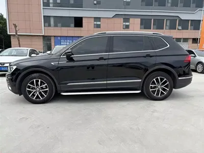 Volkswagen Tiguan L 2018, 109000 км, за 57200 CNY